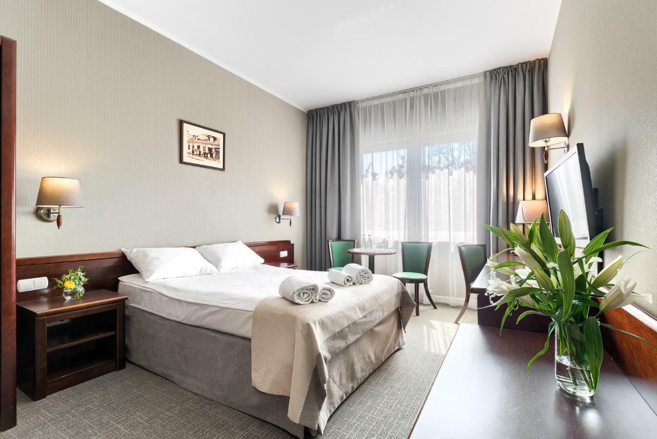 Hotel Olympic فرونكي المظهر الخارجي الصورة
